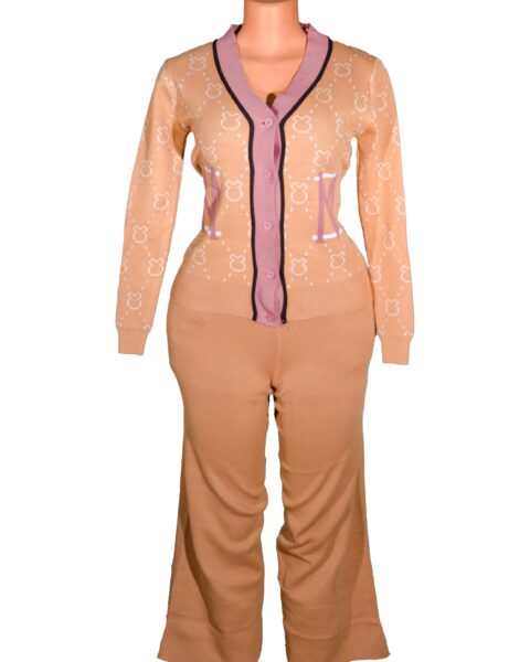 Two-Piece Outfit Consisting Of a V-Neck Sweater And Wide-Leg Pants Knitted Very comfortable fabric