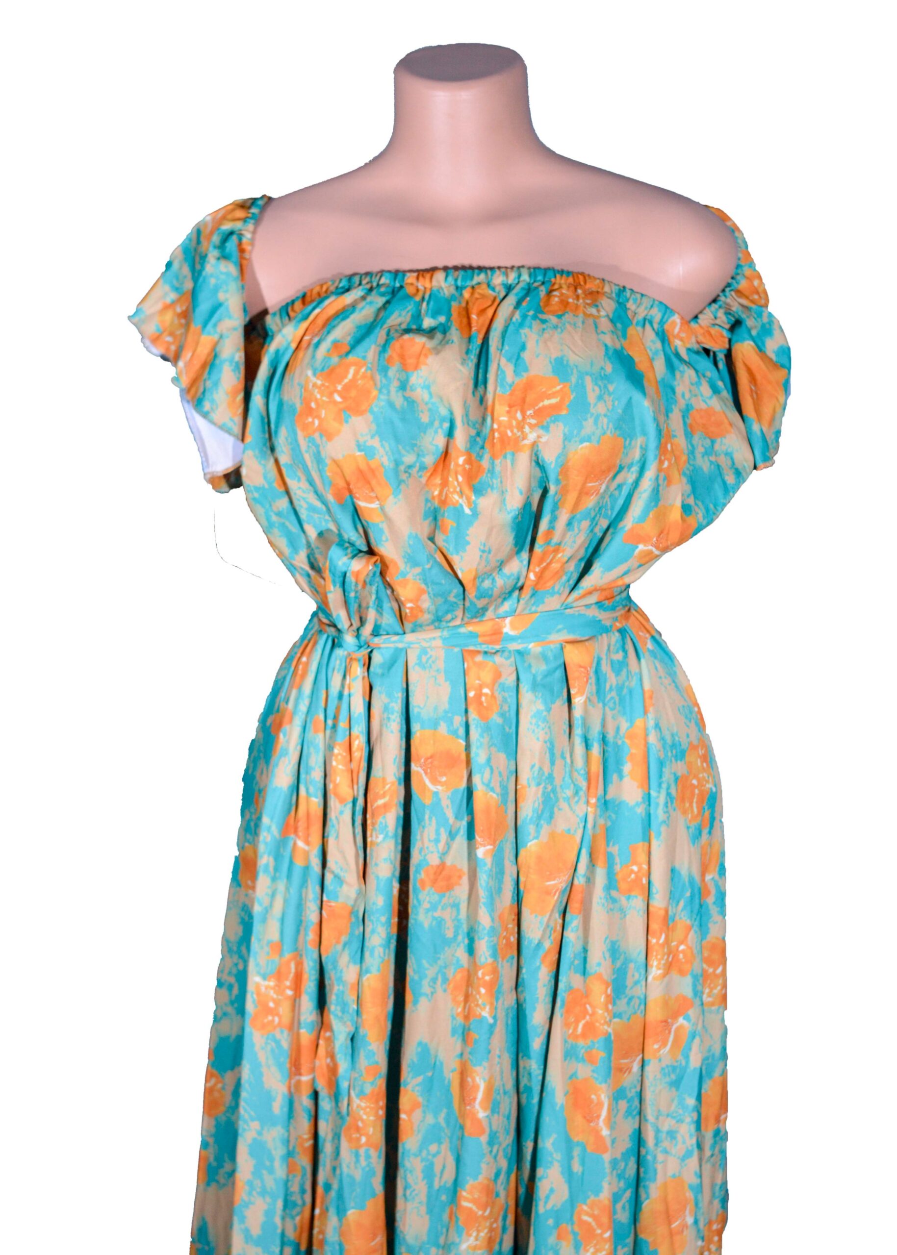 Elegant Floral Outfit Maternity style with a belt