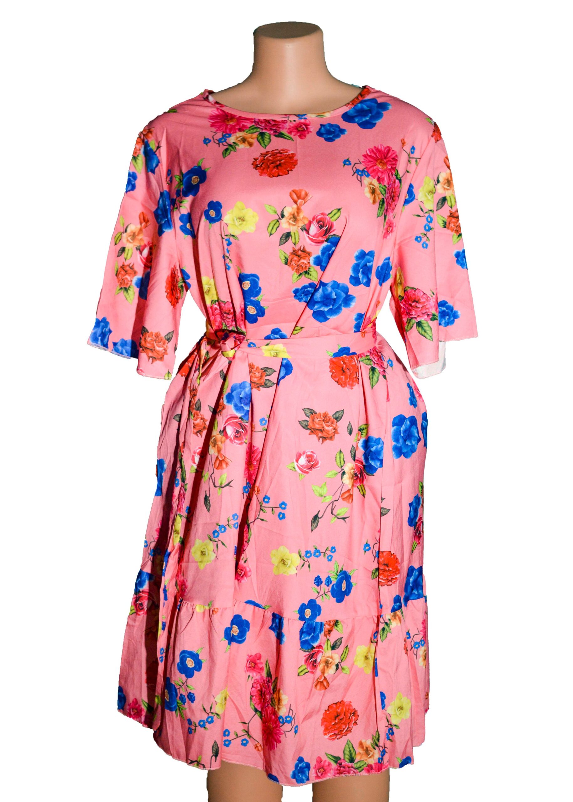 Floral Maxi Dress With Half Sleeves Floral and sleek fabric